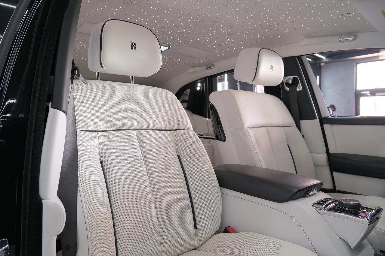 2022 Rolls-Royce Phantom Base Miami FL