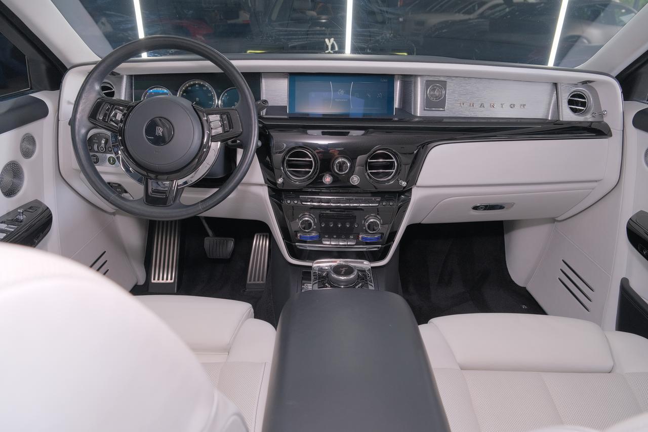 2022 Rolls-Royce Phantom Base Miami FL