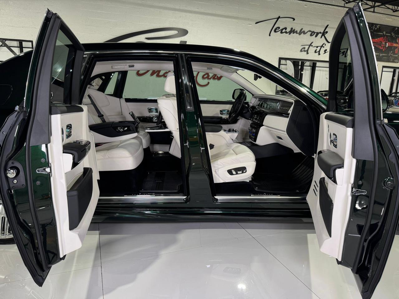 2022 Rolls-Royce Phantom Novitec SPOFEC body kit/wheels!! Dark Emerald paint, shooting star headliner AND MUCH MORE!! Fort Lauderdale FL