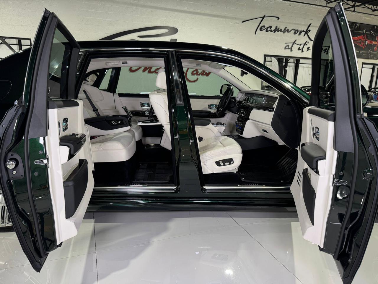 2022 Rolls-Royce Phantom Novitec SPOFEC body kit/wheels!! Dark Emerald paint, shooting star headliner AND MUCH MORE!! Fort Lauderdale FL
