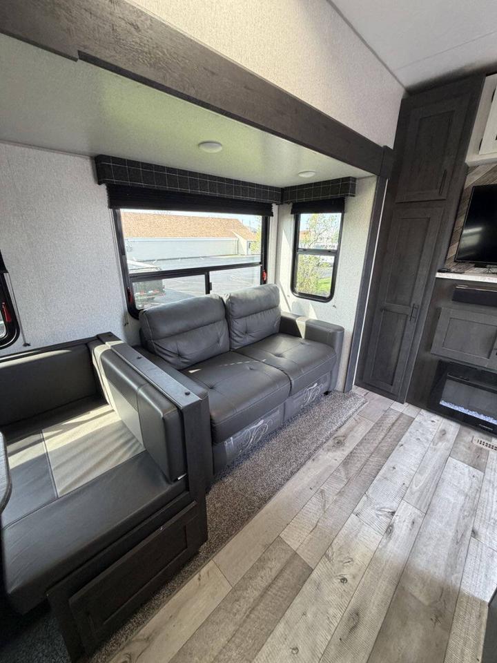 2022 Sportsman 302BHK Eldridge IA