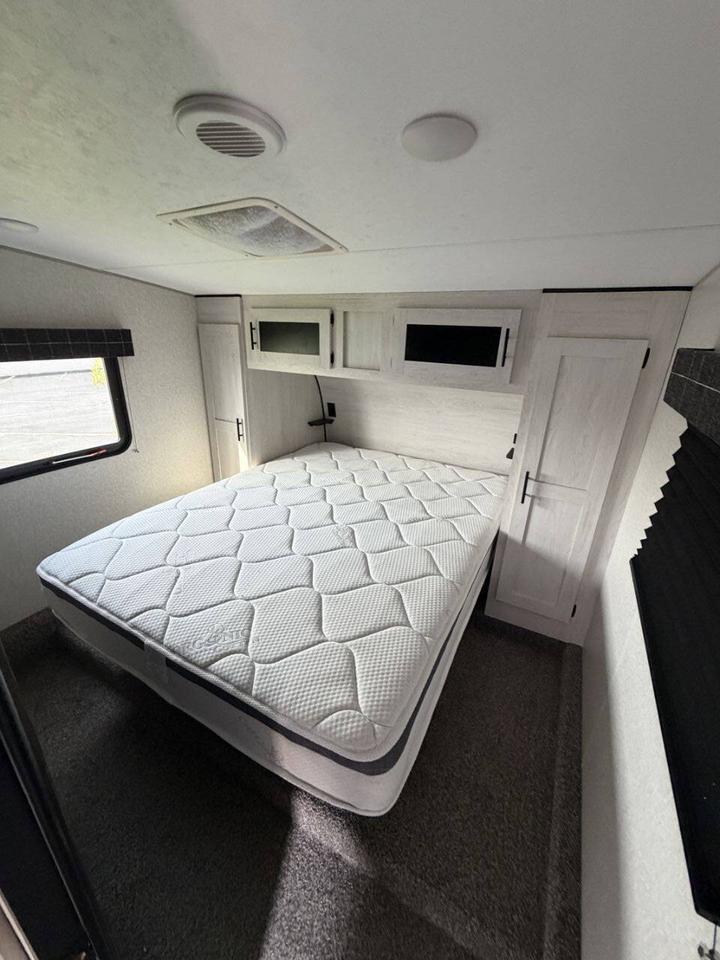 2022 Sportsman 302BHK Eldridge IA