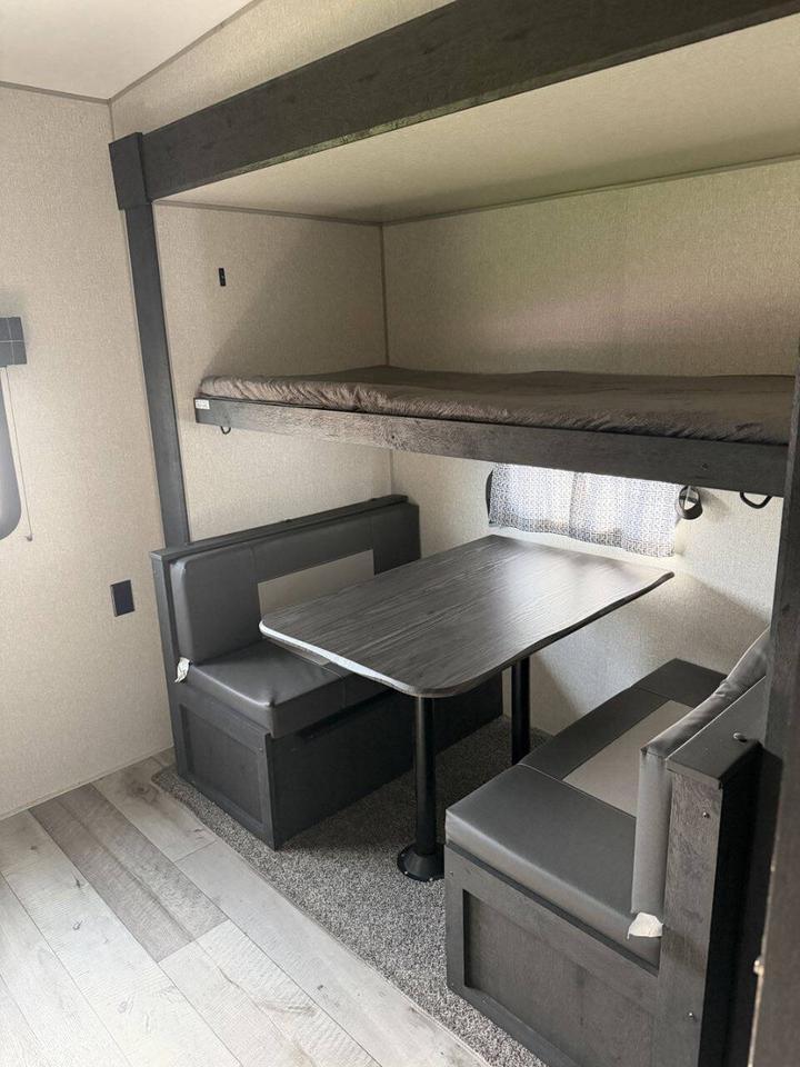 2022 Sportsman 302BHK Eldridge IA