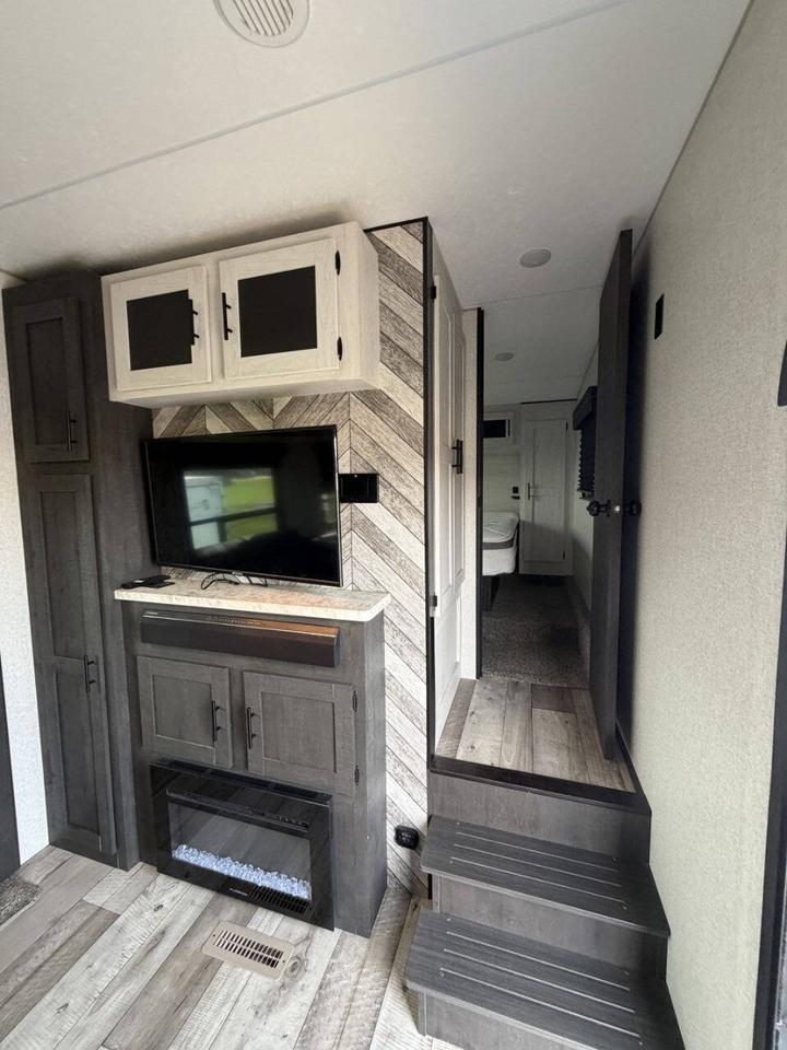 2022 Sportsman 302BHK Eldridge IA