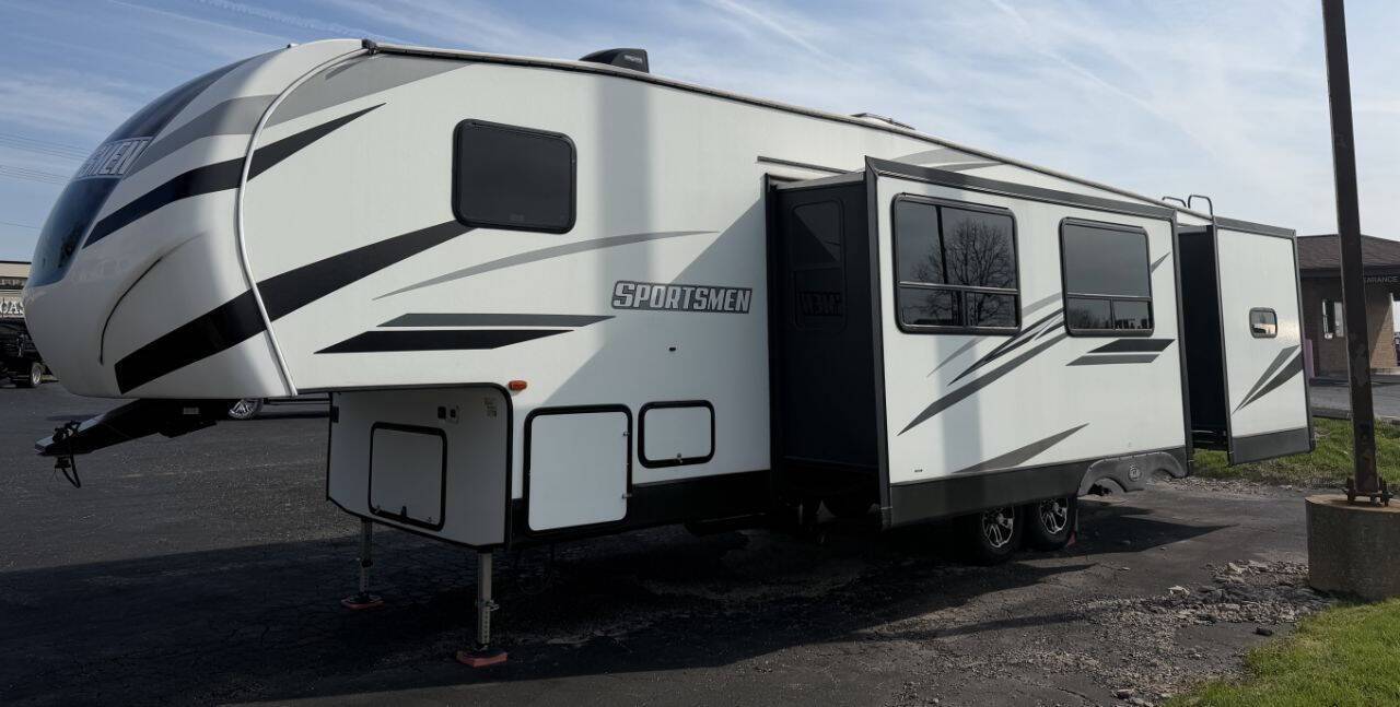 2022 Sportsman 302BHK Eldridge IA