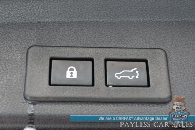 2022 Subaru Ascent Onyx Edition / AWD / Eye Sight Pkg / Power & Heated Leather Seats / Heated Steering / Panoramic Sunroof / Navigation / Lane Watch & Blind Spot Alert / 3rd Row / Rear Captain Chairs / Only 21K Miles / 1-Owner Anchorage AK