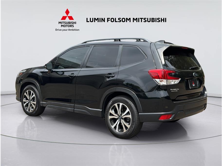 2022 Subaru Forester Limited Sport Utility 4D