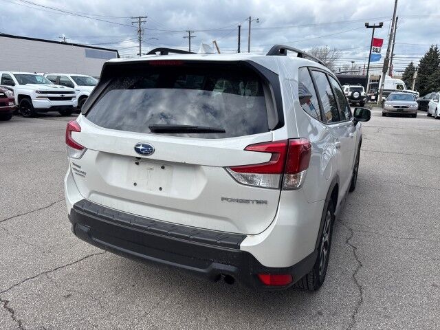 2022 Subaru Forester Premium Cleveland OH