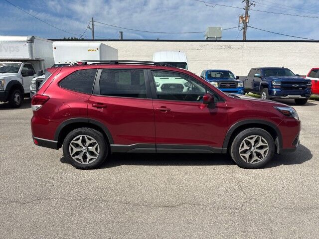 2022 Subaru Forester Premium Cleveland OH