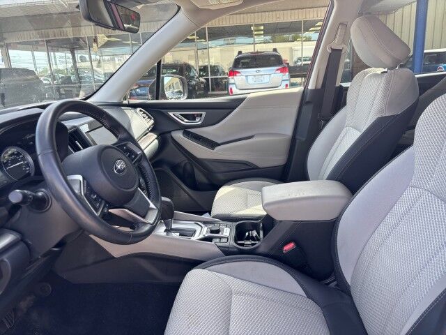 2022 Subaru Forester Premium Cleveland OH