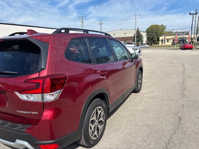 2022 Subaru Forester Premium Cleveland OH