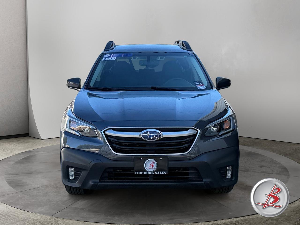 2022 Subaru OUTBACK Premium