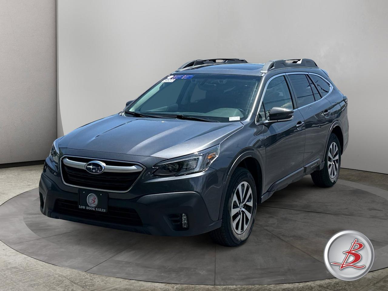 2022 Subaru OUTBACK Premium