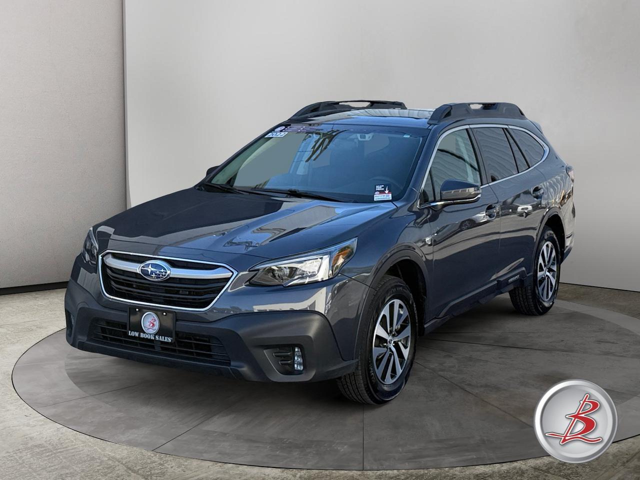 2022 Subaru OUTBACK Premium