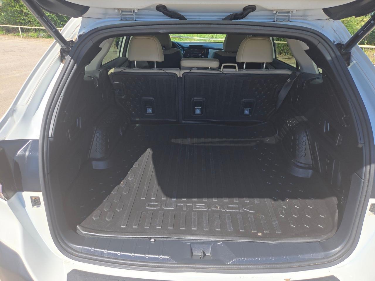 2022 Subaru Outback Limited Castroville TX