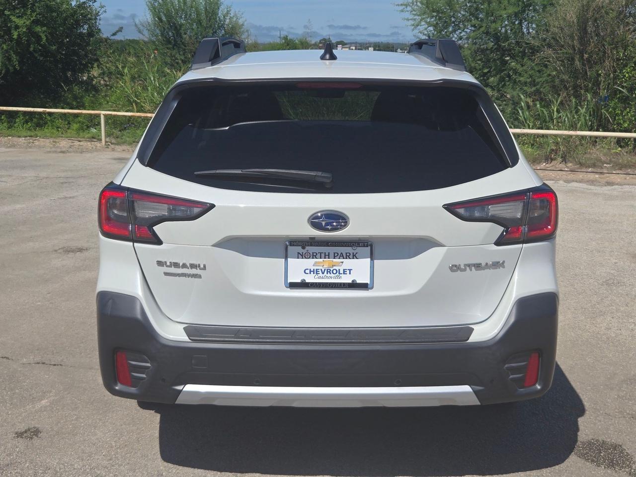 2022 Subaru Outback Limited Castroville TX