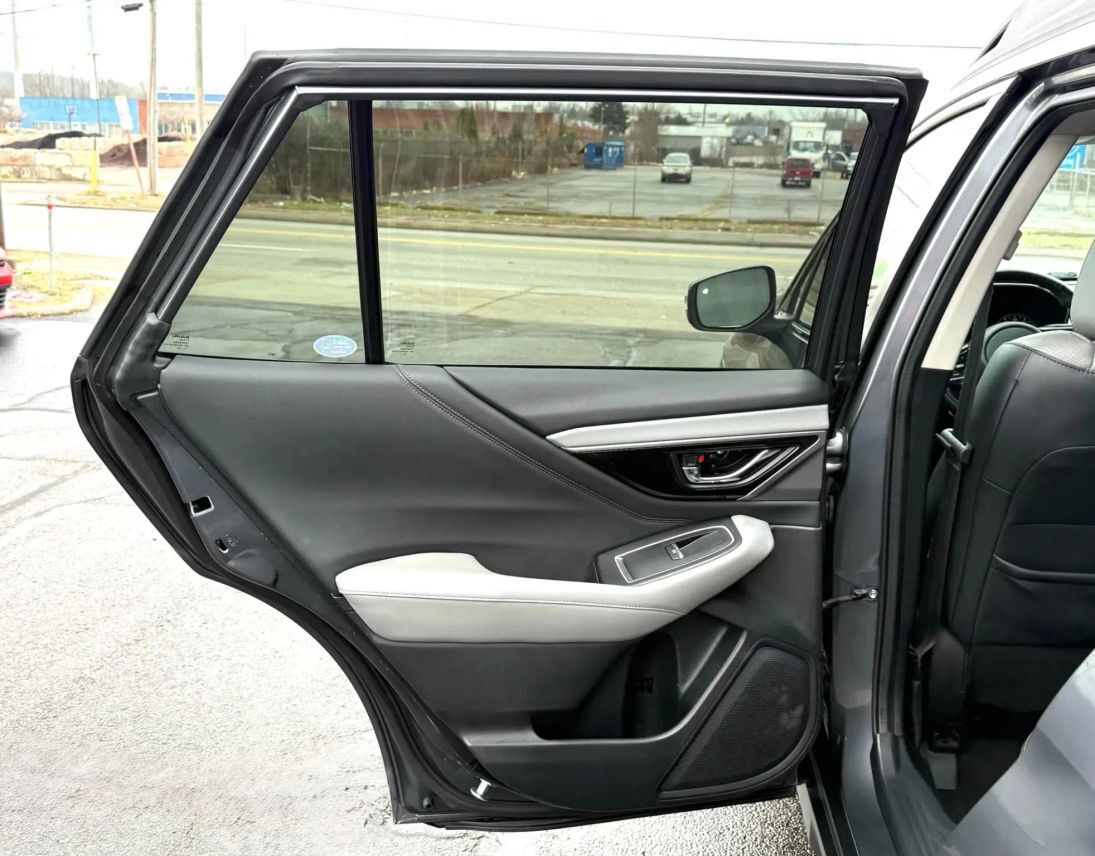 2022 Subaru Outback Limited Wagon 4D Cincinnati OH