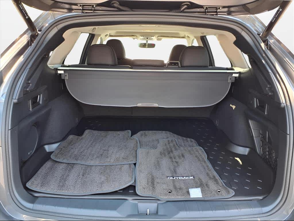2022 Subaru Outback Limited Lunenburg MA