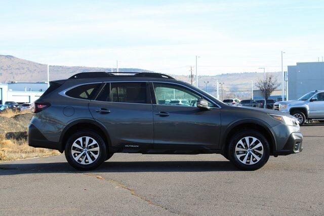 2022 Subaru Outback Premium Klamath Falls OR
