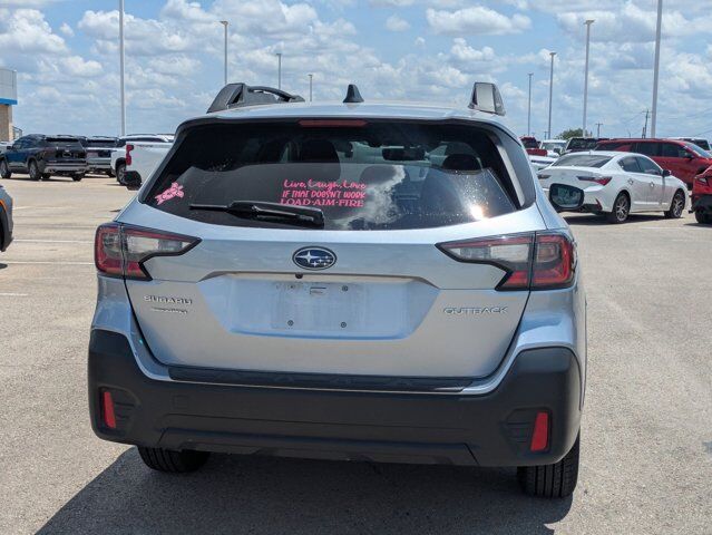 2022 Subaru Outback Premium Castroville TX