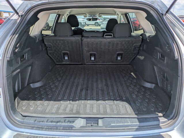 2022 Subaru Outback Premium Castroville TX