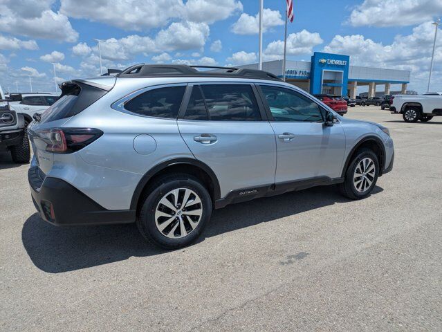 2022 Subaru Outback Premium Castroville TX