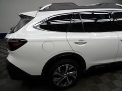 2022 Subaru Outback Touring XT AWD Fond du Lac WI