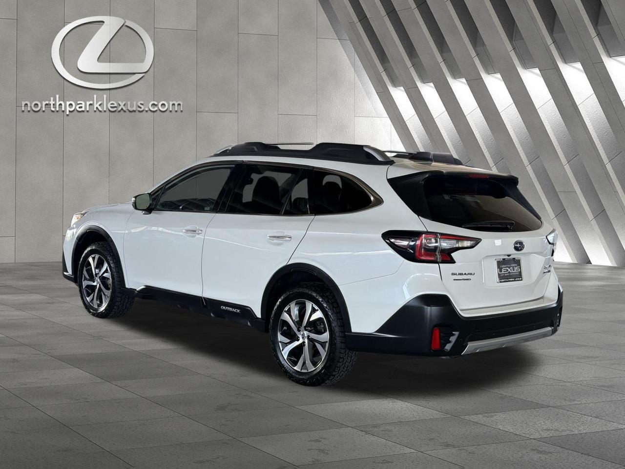 2022 Subaru Outback Touring XT
