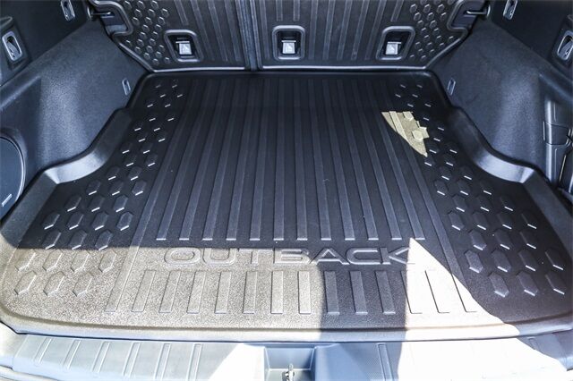 2022 Subaru Outback Touring Tacoma WA