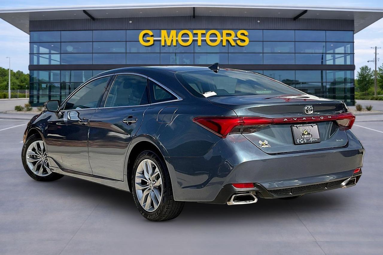 2022 TOYOTA AVALON XLE Houston TX