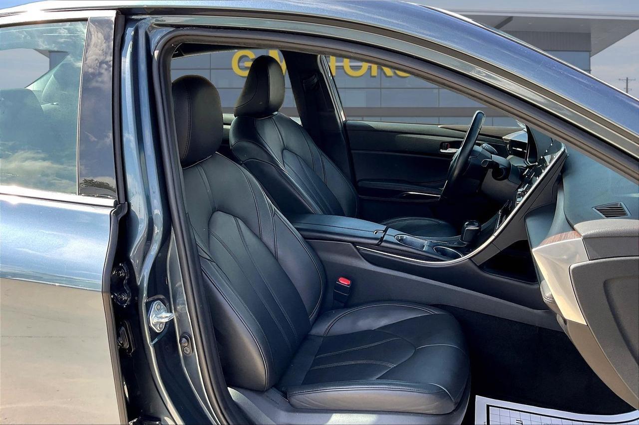 2022 TOYOTA AVALON XLE Houston TX