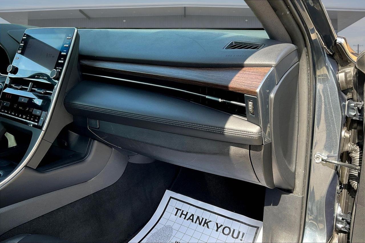 2022 TOYOTA AVALON XLE Houston TX