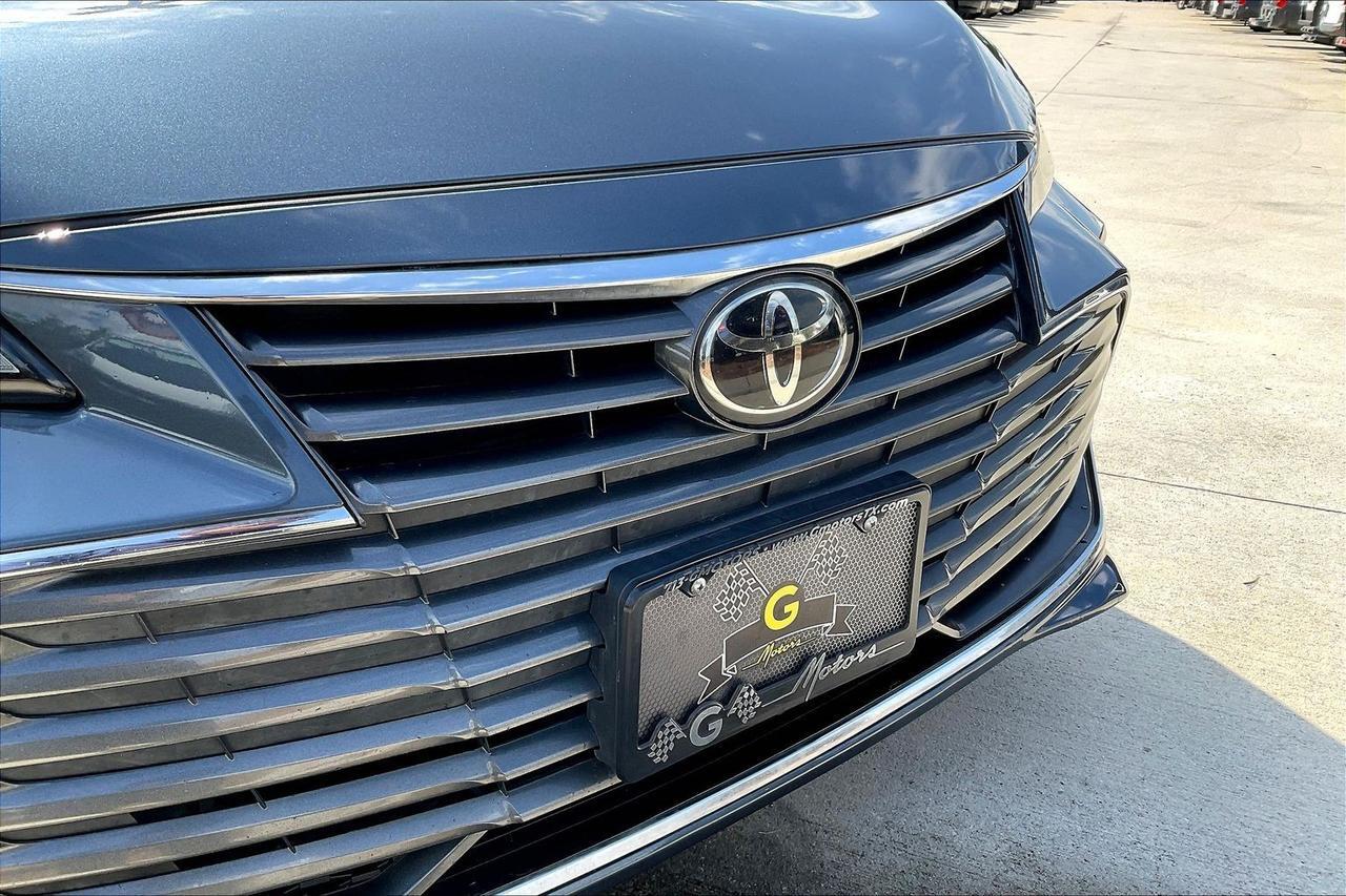 2022 TOYOTA AVALON XLE Houston TX