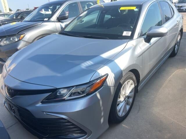 2022 TOYOTA CAMRY LE Columbus OH