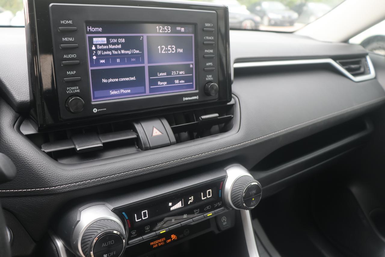 2022 TOYOTA RAV4 XLE Houston TX