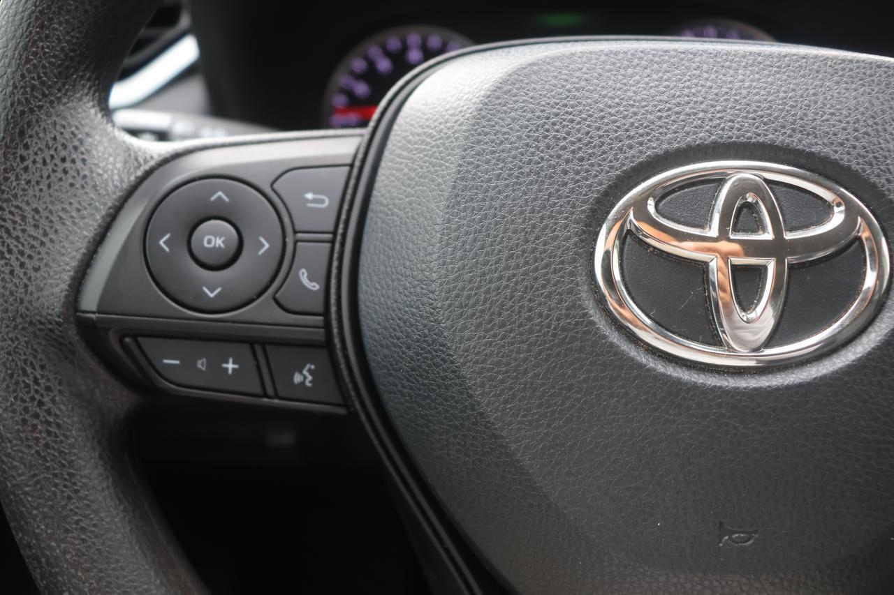 2022 TOYOTA RAV4 XLE Houston TX