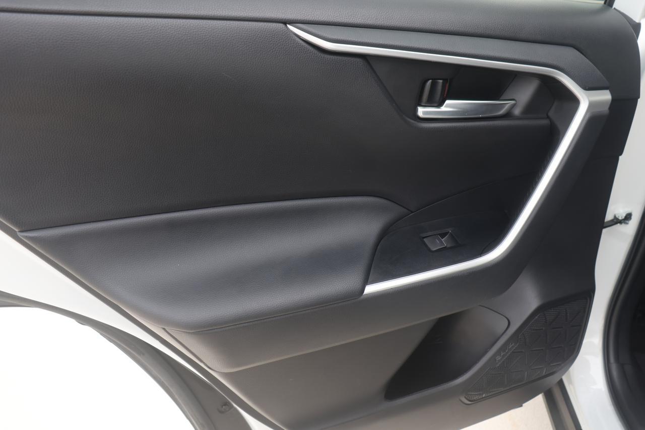 2022 TOYOTA RAV4 XLE Houston TX