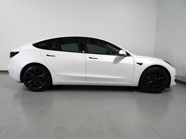 2022 Tesla Model 3 *AUTOPILOT, NAVIGATION, SAFETY ALERTS, ADAPTIVE CRUISE, SURROUND VIEW CAMERAS, PANORAMA GLASS ROOF, HEATED SEATS/STEERING WHEEL,18 INCH WHEELS, BLUETOOTH, WIRELESS CHARGING Round Rock TX