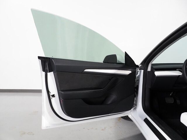 2022 Tesla Model 3 *AUTOPILOT, NAVIGATION, SAFETY ALERTS, ADAPTIVE CRUISE, SURROUND VIEW CAMERAS, PANORAMA GLASS ROOF, HEATED SEATS/STEERING WHEEL,18 INCH WHEELS, BLUETOOTH, WIRELESS CHARGING Round Rock TX