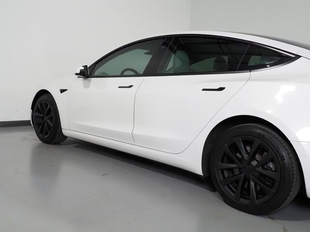 2022 Tesla Model 3 *AUTOPILOT, NAVIGATION, SAFETY ALERTS, ADAPTIVE CRUISE, SURROUND VIEW CAMERAS, PANORAMA GLASS ROOF, HEATED SEATS/STEERING WHEEL,18 INCH WHEELS, BLUETOOTH, WIRELESS CHARGING Round Rock TX