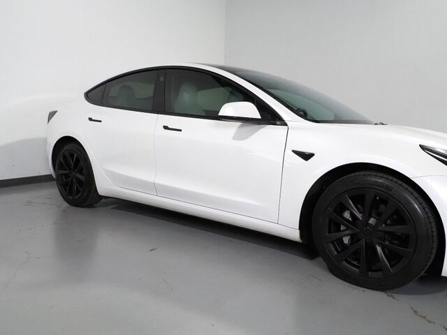 2022 Tesla Model 3 *AUTOPILOT, NAVIGATION, SAFETY ALERTS, ADAPTIVE CRUISE, SURROUND VIEW CAMERAS, PANORAMA GLASS ROOF, HEATED SEATS/STEERING WHEEL,18 INCH WHEELS, BLUETOOTH, WIRELESS CHARGING Round Rock TX