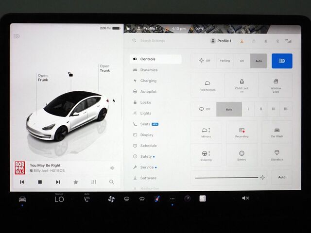 2022 Tesla Model 3 *AUTOPILOT, NAVIGATION, SAFETY ALERTS, ADAPTIVE CRUISE, SURROUND VIEW CAMERAS, PANORAMA GLASS ROOF, HEATED SEATS/STEERING WHEEL,18 INCH WHEELS, BLUETOOTH, WIRELESS CHARGING Round Rock TX