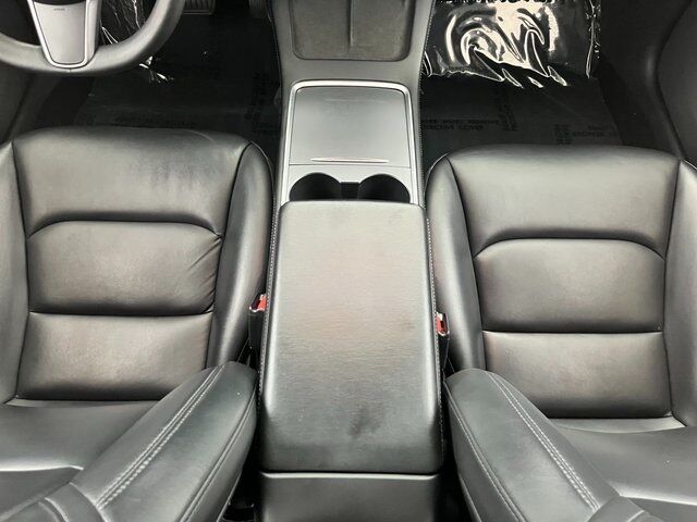 2022 Tesla Model 3 photo 25