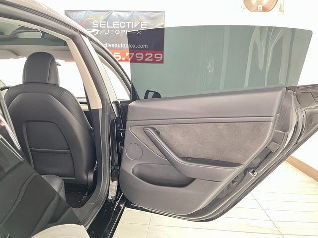 2022 Tesla Model 3 photo 48
