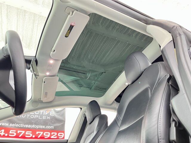2022 Tesla Model 3 photo 30
