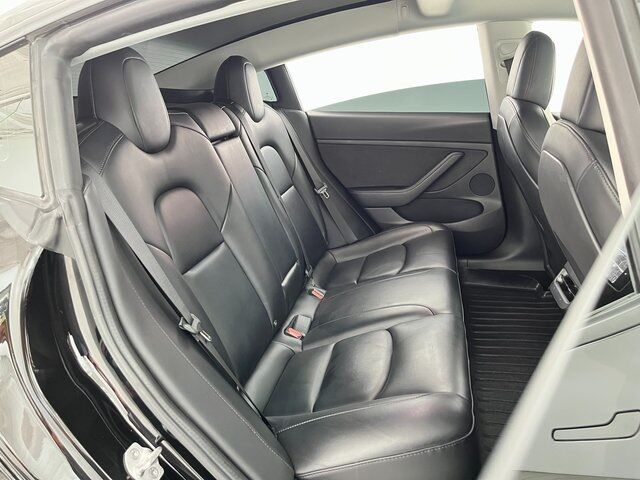 2022 Tesla Model 3 photo 46