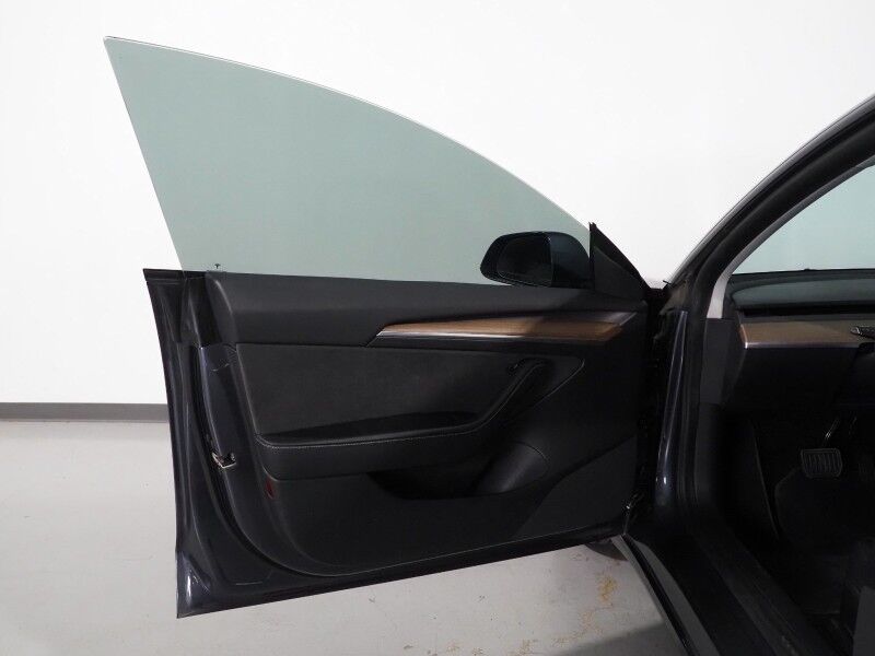 2022 Tesla Model 3 Long Range AWD *AUTOPILOT, NAVIGATION, SAFETY ALERTS, ADAPTIVE CRUISE, SURROUND VIEW CAMERAS, PANORAMA GLASS ROOF, HEATED SEATS/STEERING WHEEL, BLUETOOTH, WIRELESS CHARGING Round Rock TX