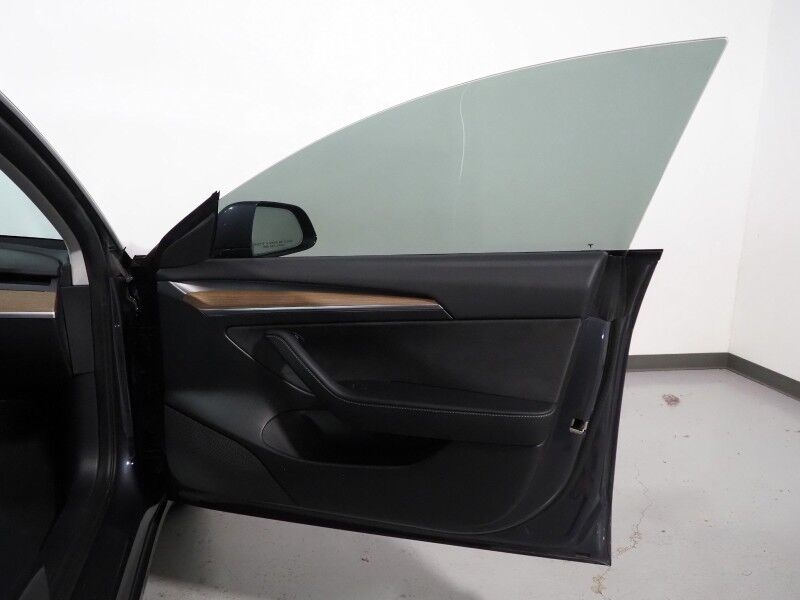 2022 Tesla Model 3 Long Range AWD *AUTOPILOT, NAVIGATION, SAFETY ALERTS, ADAPTIVE CRUISE, SURROUND VIEW CAMERAS, PANORAMA GLASS ROOF, HEATED SEATS/STEERING WHEEL, BLUETOOTH, WIRELESS CHARGING Round Rock TX