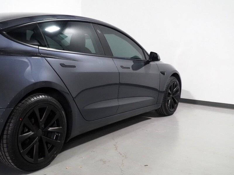 2022 Tesla Model 3 Long Range AWD *AUTOPILOT, NAVIGATION, SAFETY ALERTS, ADAPTIVE CRUISE, SURROUND VIEW CAMERAS, PANORAMA GLASS ROOF, HEATED SEATS/STEERING WHEEL, BLUETOOTH, WIRELESS CHARGING Round Rock TX