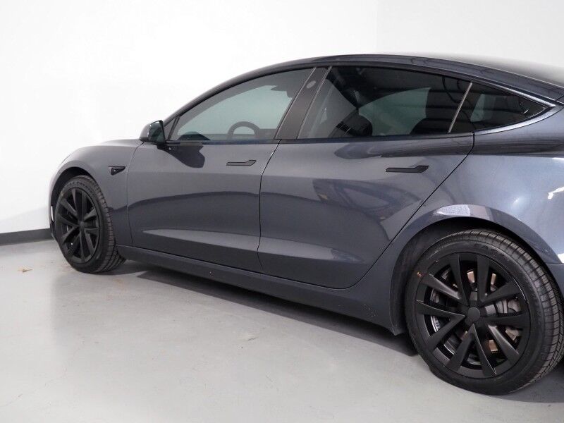 2022 Tesla Model 3 Long Range AWD *AUTOPILOT, NAVIGATION, SAFETY ALERTS, ADAPTIVE CRUISE, SURROUND VIEW CAMERAS, PANORAMA GLASS ROOF, HEATED SEATS/STEERING WHEEL, BLUETOOTH, WIRELESS CHARGING Round Rock TX